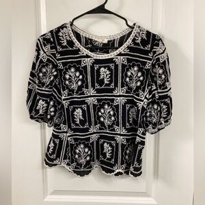 Solitaire Black and White Floral Blouse
